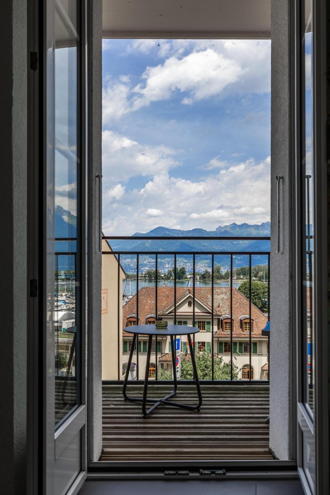 Aloha Chambres Port-Valais 外观 照片